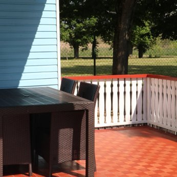 Tulipán Bungalow Camping - Bungalow terasz