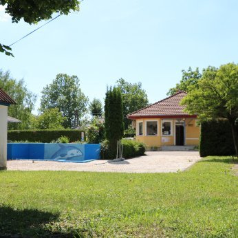 Tulipán Bungalow Camping - Medence
